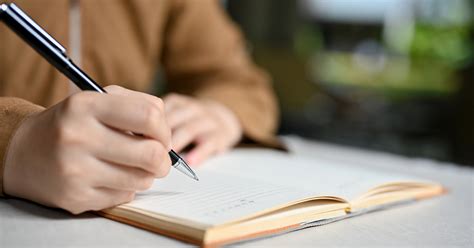 Tekrir ne demek? Söz sanatı tekrir nedir ve örnekleri neler?.